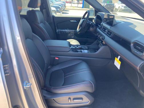 Solar Silver Metallic 2026 Honda Pilot TrailSport