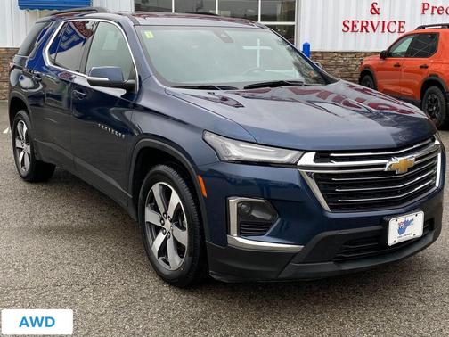 2022 Chevrolet Traverse LT Leather