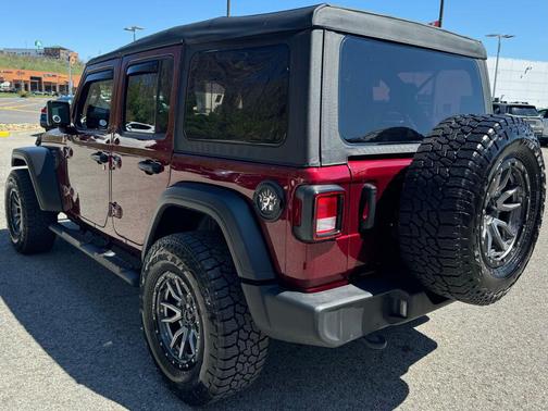 2022 Jeep Wrangler Willys