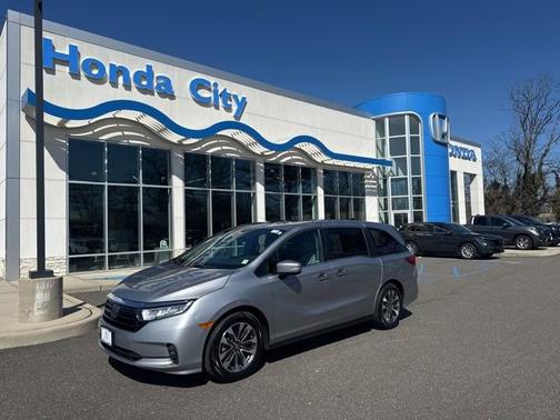 Lunar Silver Metallic 2023 Honda Odyssey