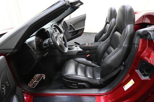 Monterey Red Metallic Tintcoat 2006 Chevrolet Corvette Base