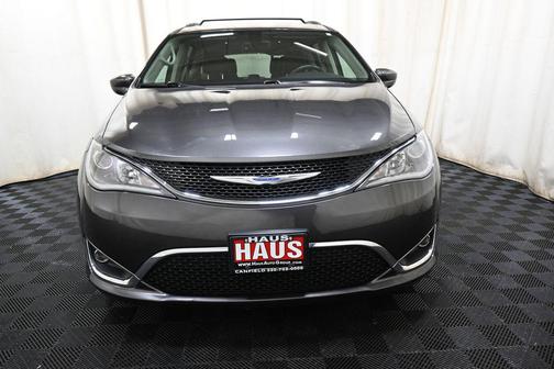 2018 Chrysler Pacifica Touring-L Plus