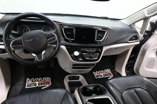 2018 Chrysler Pacifica Touring-L Plus