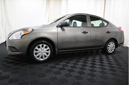 2015 Nissan Versa 1.6 S+