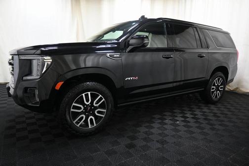 2024 GMC Yukon XL AT4
