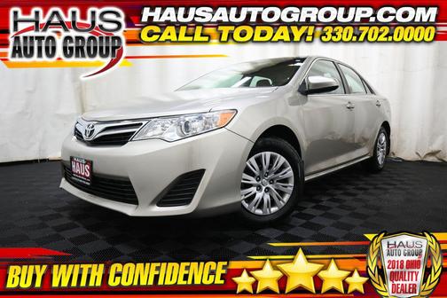 Creme Brulee Mica 2014 Toyota Camry LE