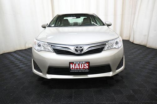 Creme Brulee Mica 2014 Toyota Camry LE