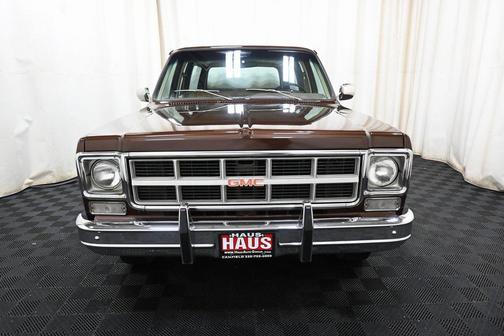 1977 GMC Suburban 