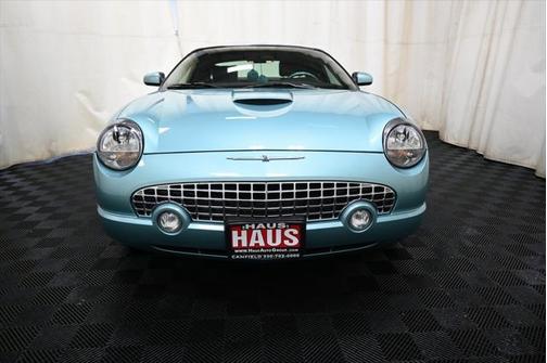 2002 Ford Thunderbird Base