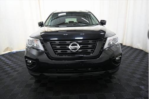 2018 Nissan Pathfinder SL