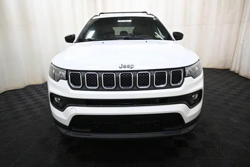 2023 Jeep Compass Latitude Lux