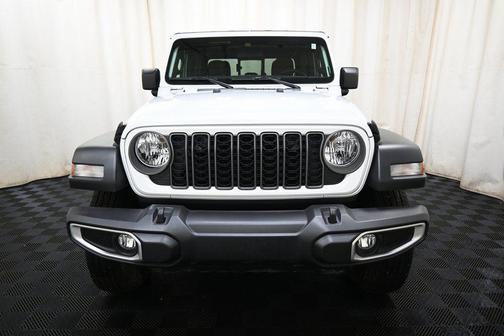 2025 Jeep Gladiator Sport S