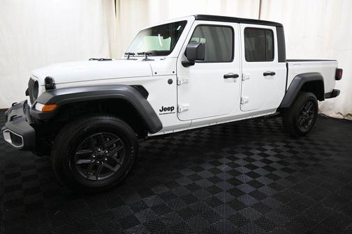 2025 Jeep Gladiator Sport S