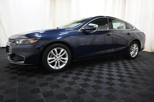 Blue Velvet Metallic 2018 Chevrolet Malibu LT