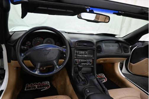 2000 Chevrolet Corvette Base