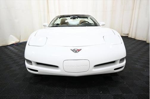 2000 Chevrolet Corvette Base