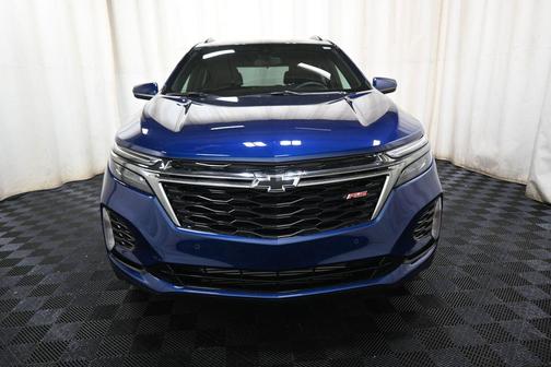 Blue Glow Metallic 2022 Chevrolet Equinox RS