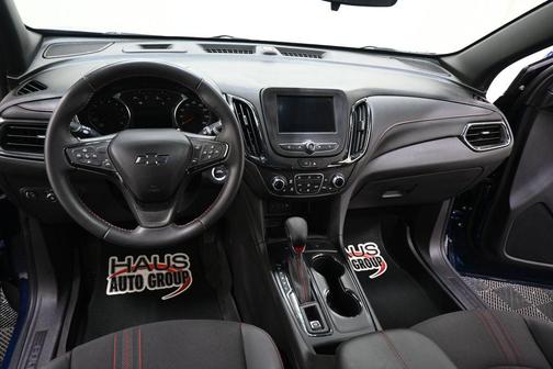 Blue Glow Metallic 2022 Chevrolet Equinox RS