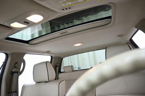 2006 Lincoln Mark LT Base