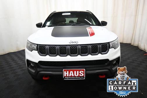 Bright White Clearcoat 2023 Jeep Compass Trailhawk