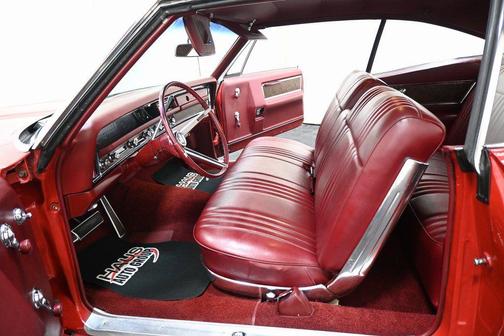 1968 Pontiac Bonneville 