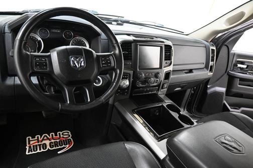 Granite Crystal Metallic Clearcoat 2015 RAM 1500 Sport