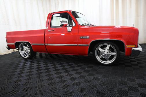 1984 GMC Pickup Truck Base