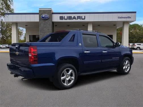 2013 Chevrolet Avalanche LT