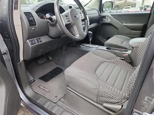 2021 Nissan Frontier SV