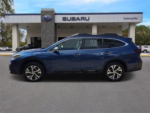 2022 Subaru Outback Touring