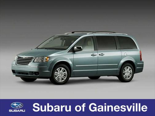 2010 Chrysler Town & Country LX