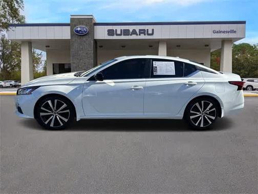 2021 Nissan Altima SR FWD