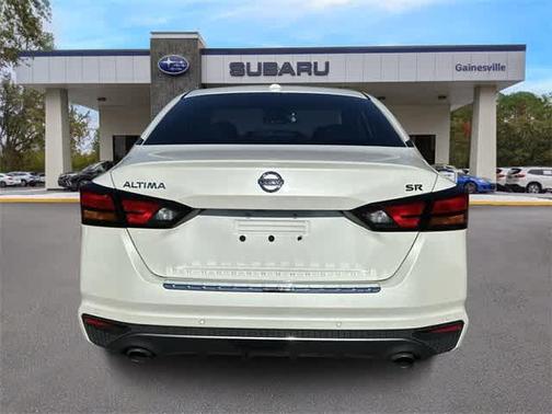 2021 Nissan Altima SR FWD