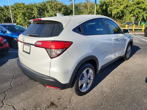 2022 Honda HR-V LX