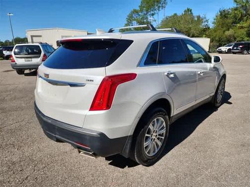 2017 Cadillac XT5 Base