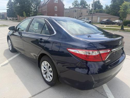 Parisian Night Pearl 2015 Toyota Camry LE