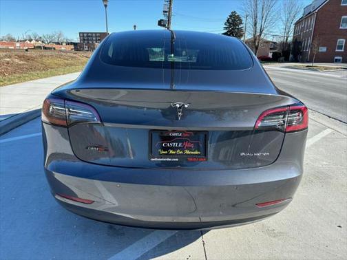 2018 Tesla Model 3 Performance