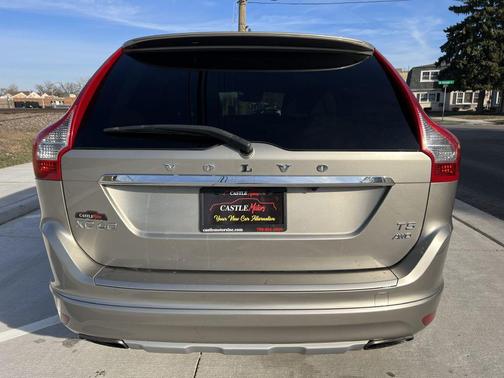 2016 Volvo XC60 T5 Premier