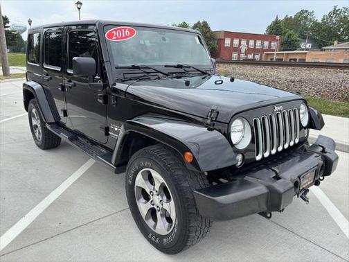 2016 Jeep Wrangler Unlimited Sahara