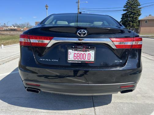 Attitude Black 2014 Toyota Avalon XLE Premium