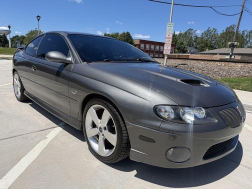 Cyclone Gray Metallic 2006 Pontiac GTO
