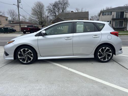 SILVER 2017 Toyota Corolla iM Base