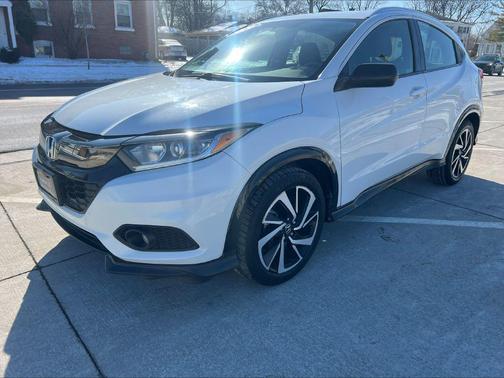 Platinum White Pearl 2020 Honda HR-V AWD Sport
