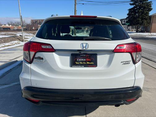Platinum White Pearl 2020 Honda HR-V AWD Sport