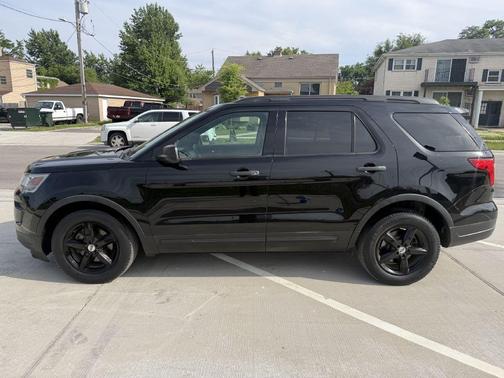 Shadow Black 2018 Ford Explorer Base
