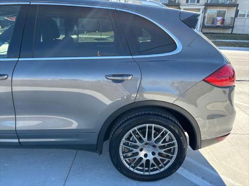 2011 Porsche Cayenne S