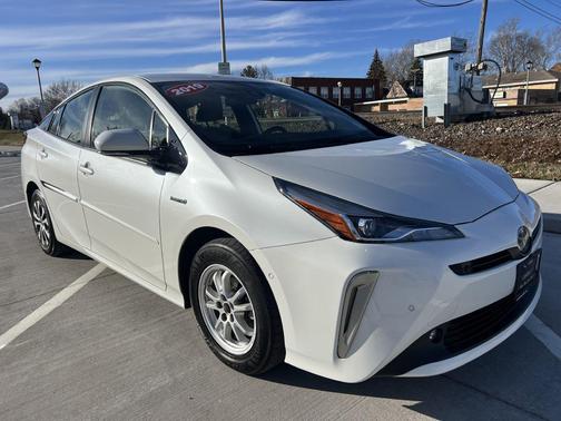 2019 Toyota Prius 