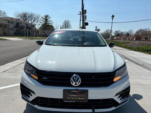 2017 Volkswagen Passat 1.8T R-Line w/Comfort