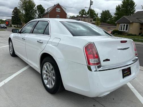 2012 Chrysler 300 Limited