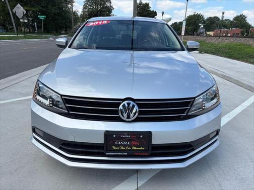 2015 Volkswagen Jetta Auto SE w/Connectivity/Navigation